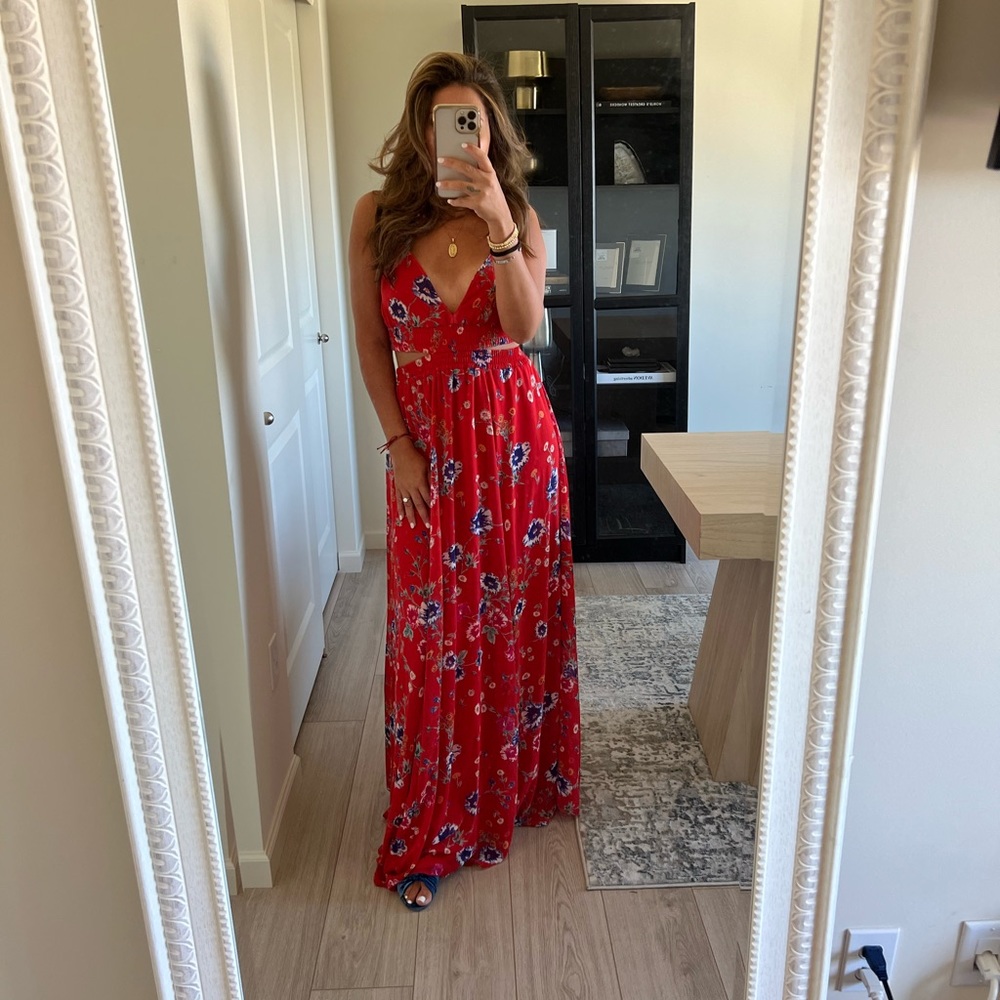 ❤️ Express Red Floral cut out maxi dress